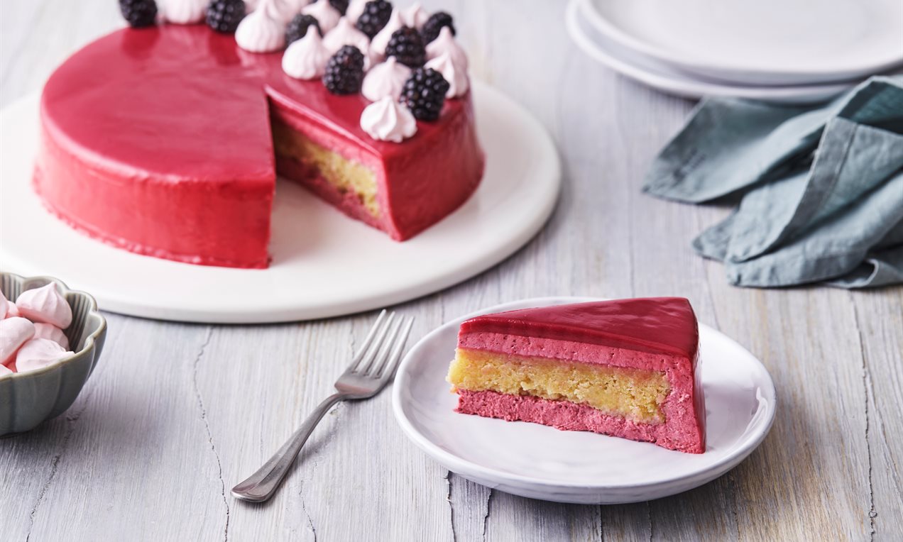 Bramble kage med brombærmousse og gin opskrift Dr. Oetker